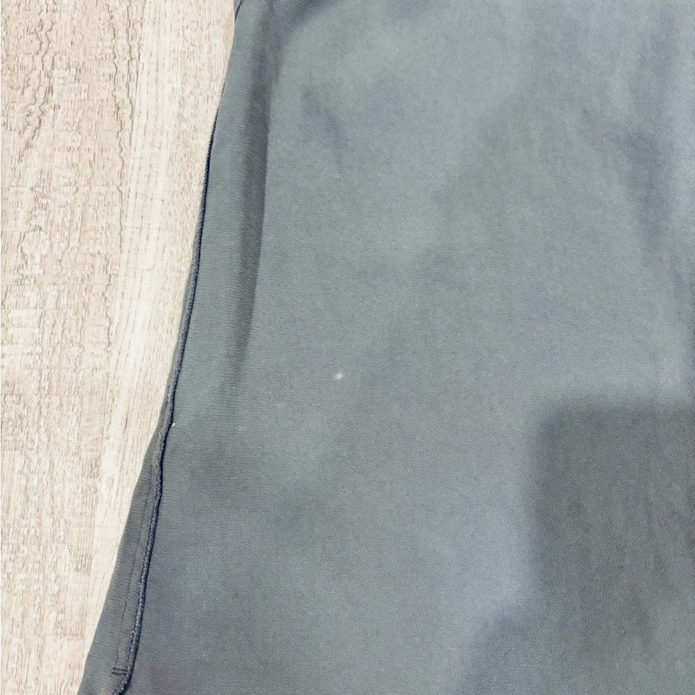 Aritzia Wilfred Freja Gray Sleeveless Blouse Small - Picture 8 of 8